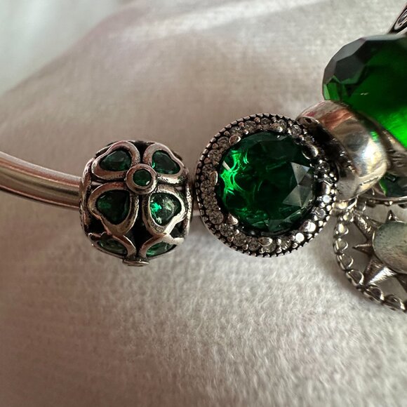 Lucky Pandora Bracelet - Picture 4 of 7